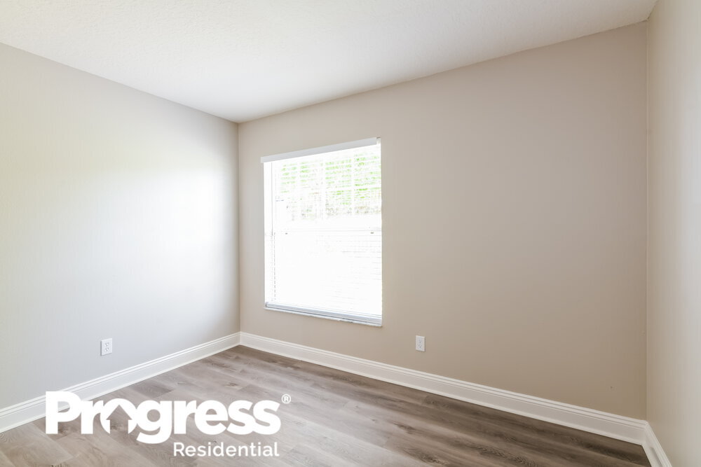 Building Photo - 13449 Silver Leaf Cir