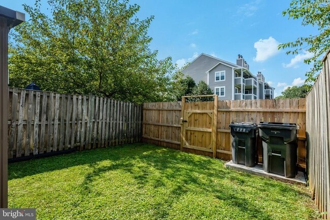 Building Photo - 12931 Ridgemist Ln