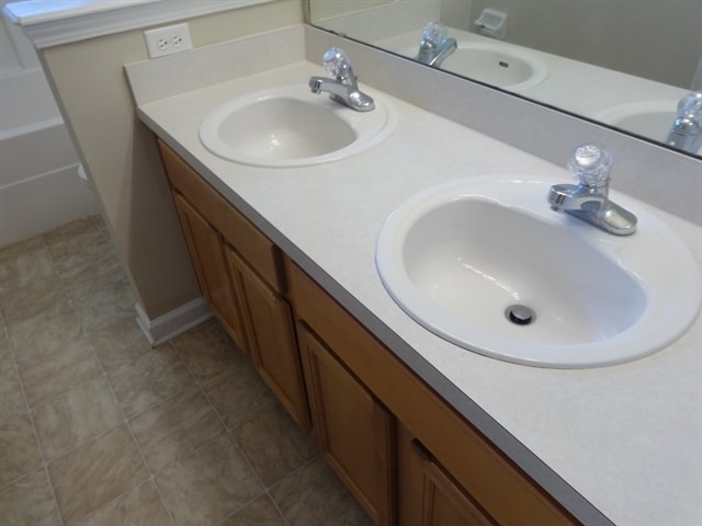 Building Photo - 11127 Lauren Oak Ln