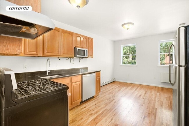 Building Photo - 477 Classon Ave