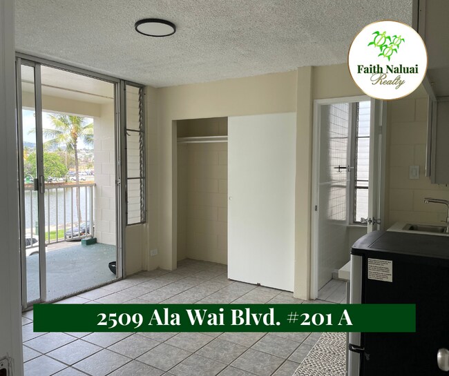 Building Photo - 2509 Ala Wai Blvd