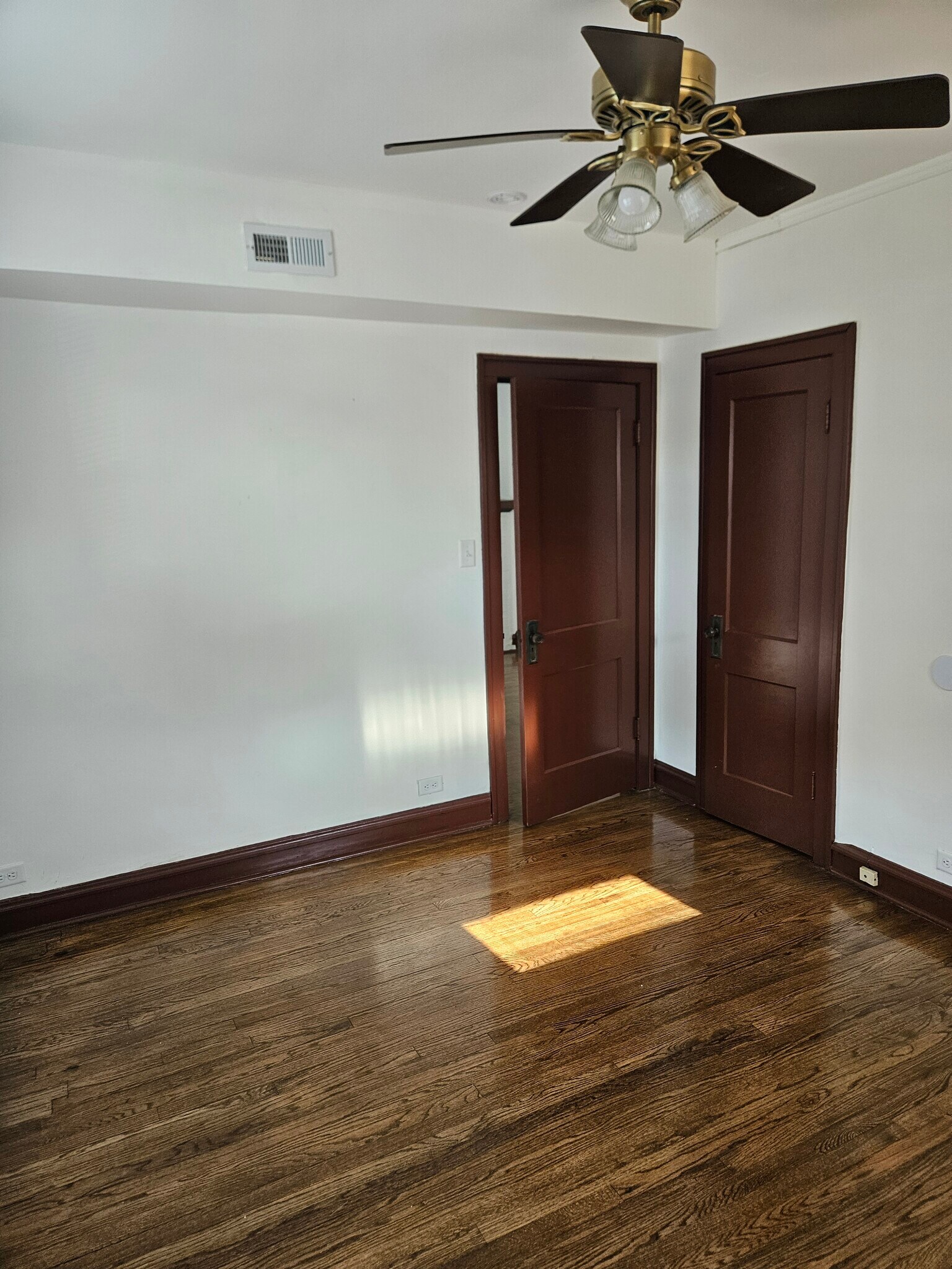 Building Photo - 1745 W 89th St
