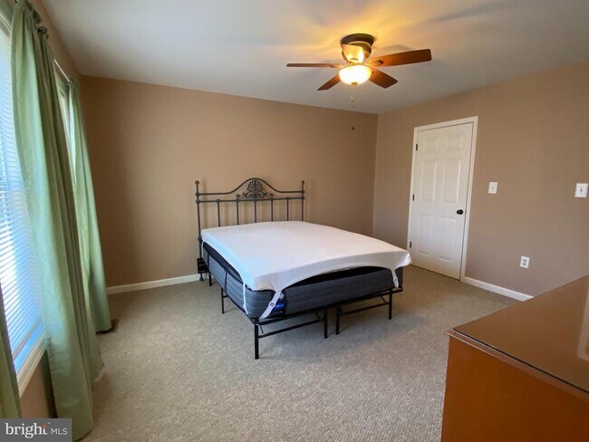 Building Photo - 5407 Rye Hill Trail