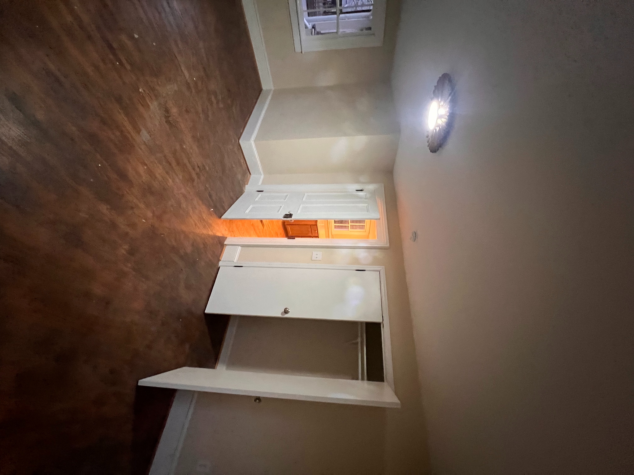 Building Photo - 140 Marshall St