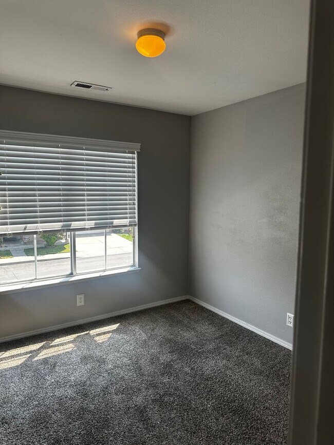 Building Photo - 4517 Park Rose Cir
