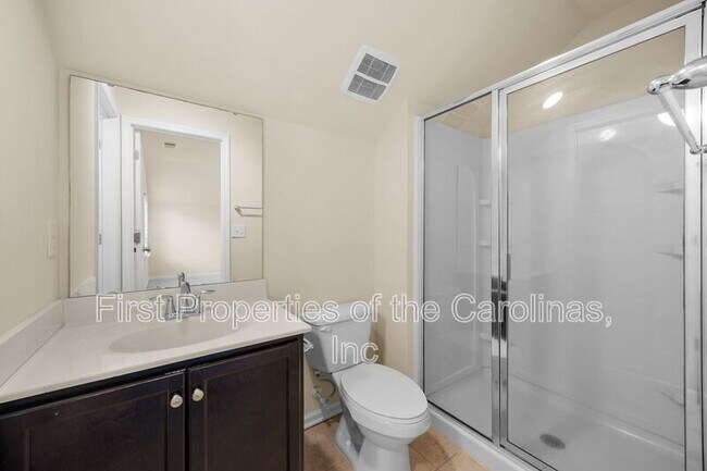 Building Photo - 6012 Thorburn Way