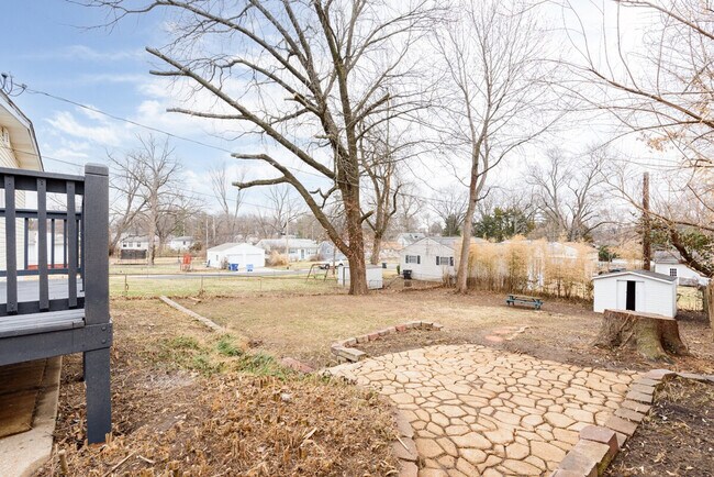 Building Photo - 35 Alpha Dr