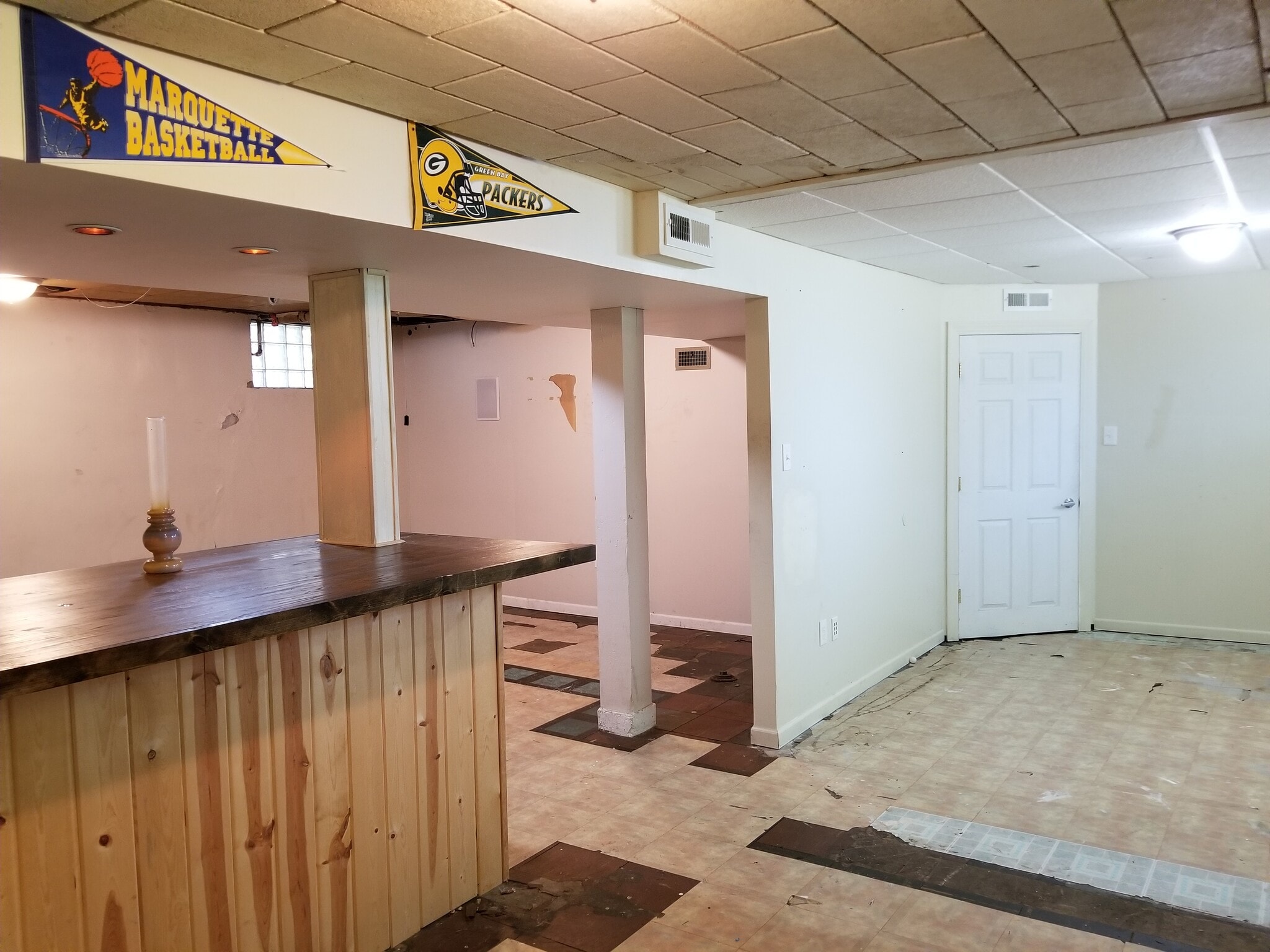 Finished Basement Rec Room with built in surround speakers and bar - 3285 N Cramer St