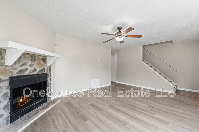 Building Photo - 3606 N Hopkins Ct