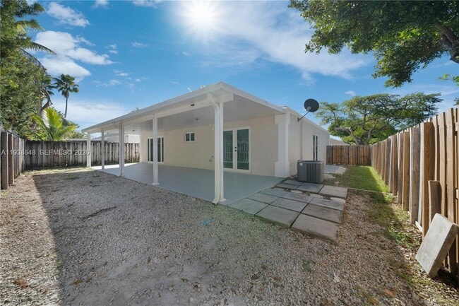 Building Photo - 9826 SW 222nd Terrace