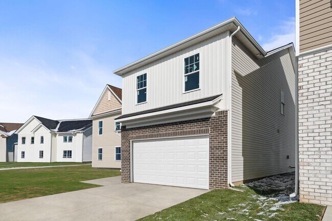 Building Photo - 104 Lambert Fld