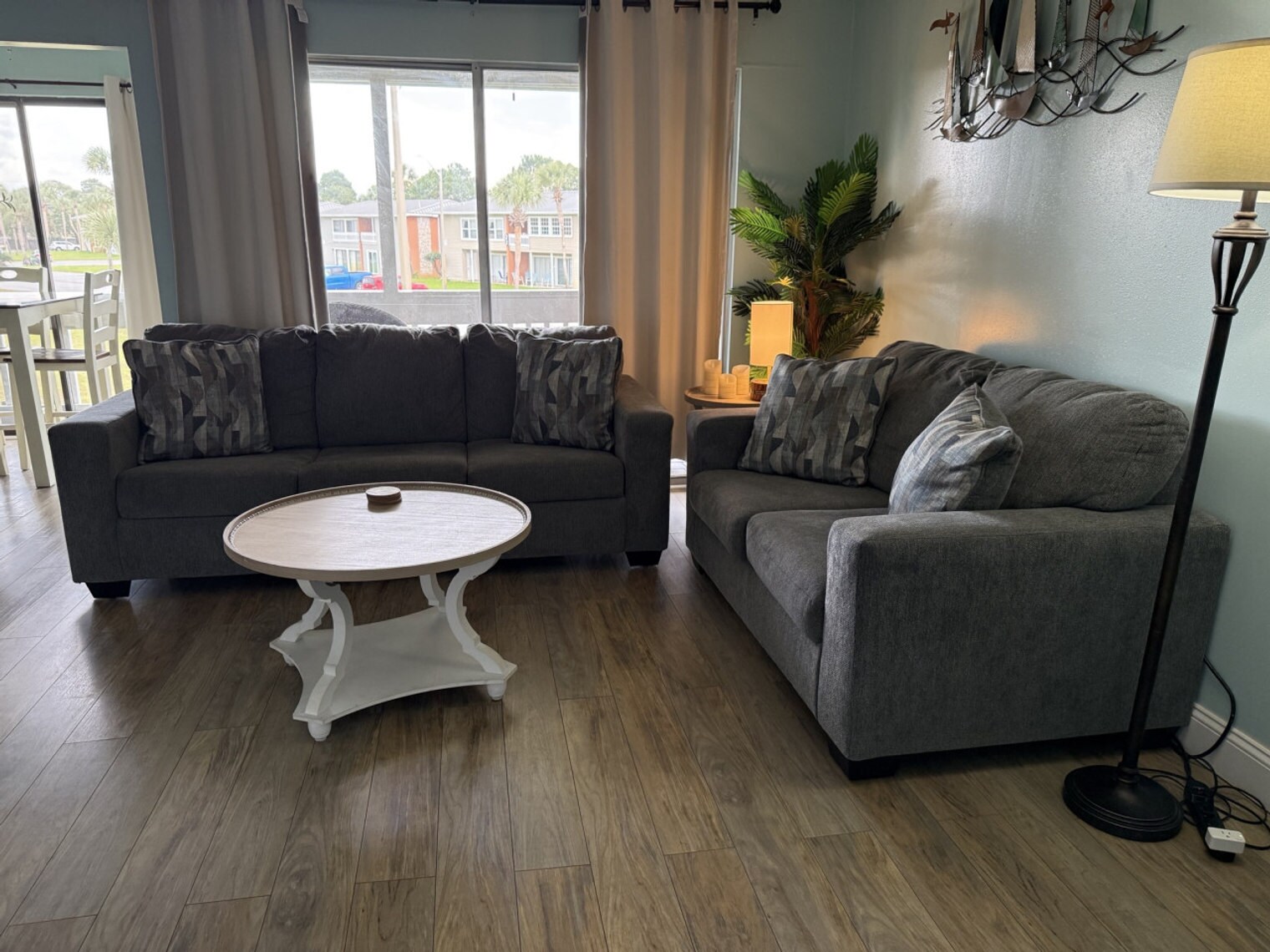 Building Photo - 4000 Gulf Terrace Dr