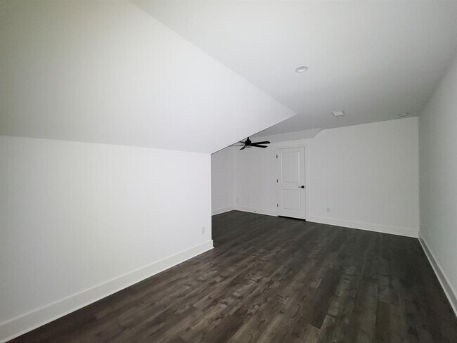 Building Photo - 18219 Polo Meadow Dr