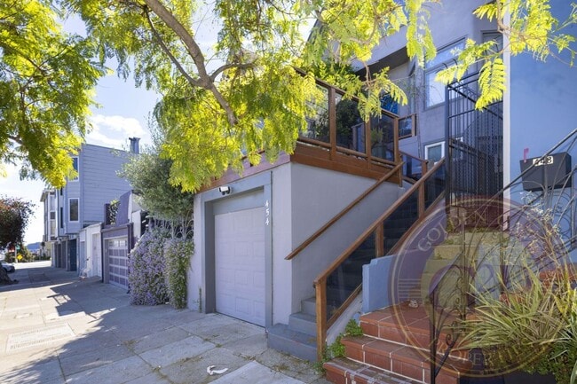 Building Photo - Potrero Hill - 3 BR, 2.5 BA House 1,388 Sq. Ft. - 3D Virtual Tour, Large Private Yard