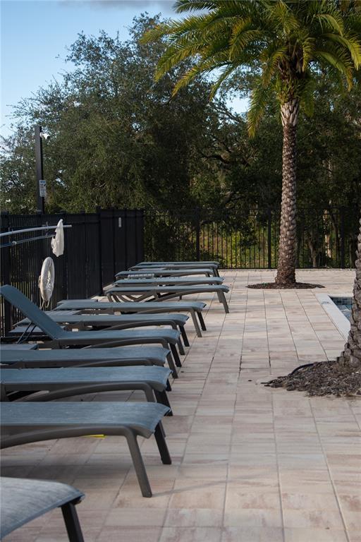 Building Photo - 3448 Current Ave