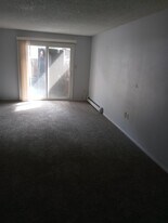 Building Photo - 345 Idaho St