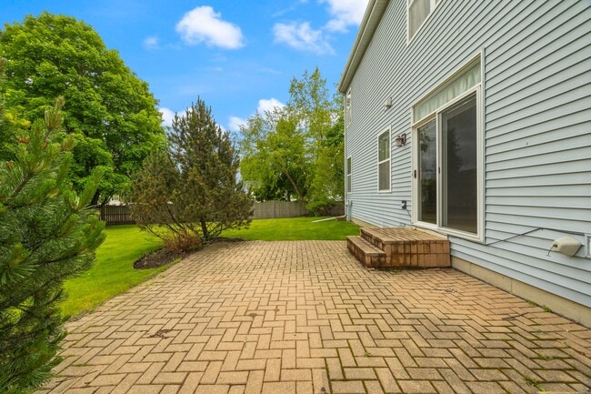 Building Photo - 2805 Overbeck Ln
