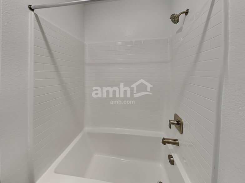 Building Photo - 9132 Liberty Cap Ct