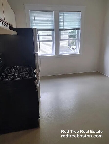 Building Photo - 62 Boyd St