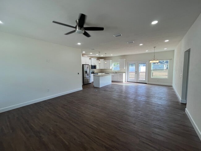 Building Photo - Brand New Construction- New 3 Bedroom, 2 Bath home in Lake City