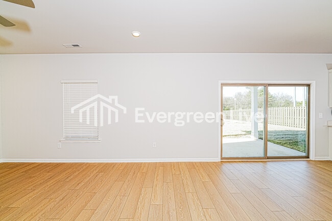 Building Photo - 212 Exeter St