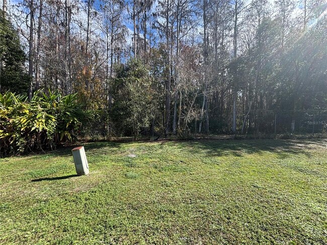 Building Photo - 2850 Westmoreland Ct