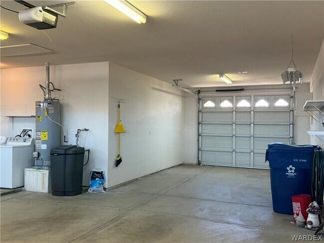 Building Photo - 1253 Lause Rd