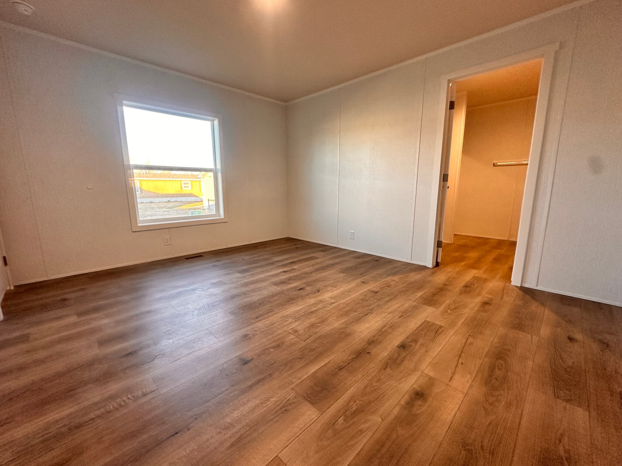 Building Photo - 11 Lapin St