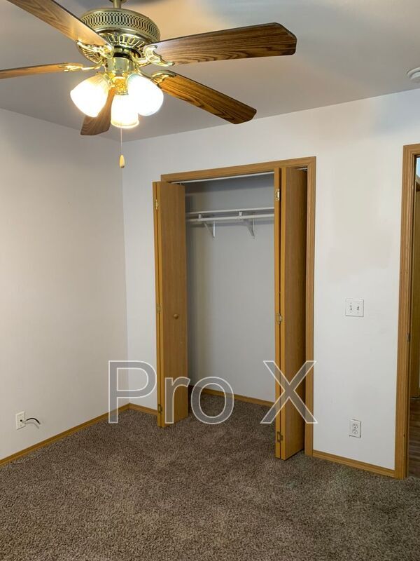 Building Photo - 4569 E Zora St