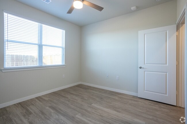 Building Photo - Live Now, Pay Later…Pay $0 Until 2026!