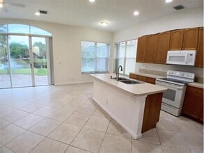 Building Photo - 1171 W Magnolia Cir