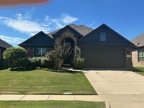 Building Photo - 5517 Fox Chase Ln