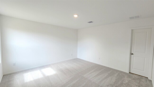Building Photo - 26819 Feather Reed Dr