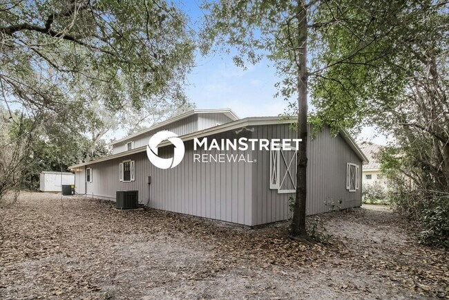 Building Photo - 3 Bedroom Pet-Friendly Home in Lake Mary, FL with Main Street Renewal