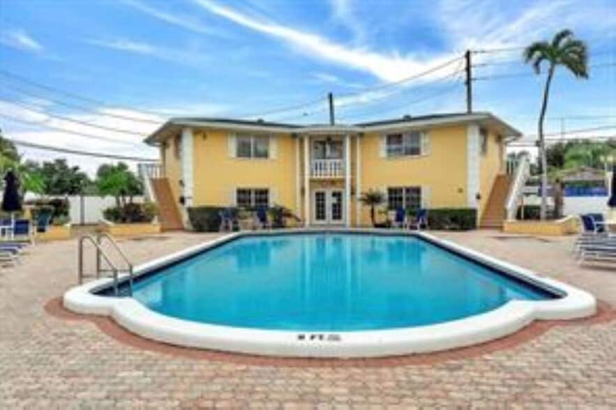 Building Photo - 5700 NE 22nd Way