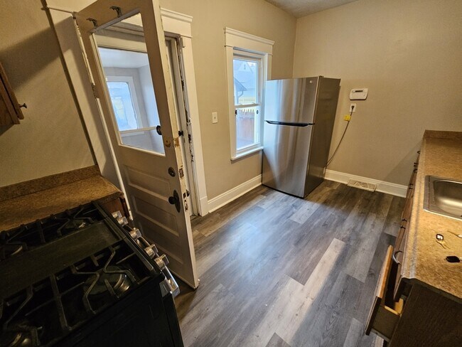 Building Photo - 4213 Spokane Ave