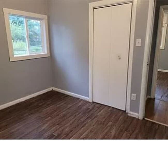 Building Photo - 3 Bedroom 1 Bath Home on the North Side