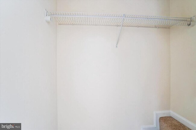 Building Photo - 333 Prettyman Dr