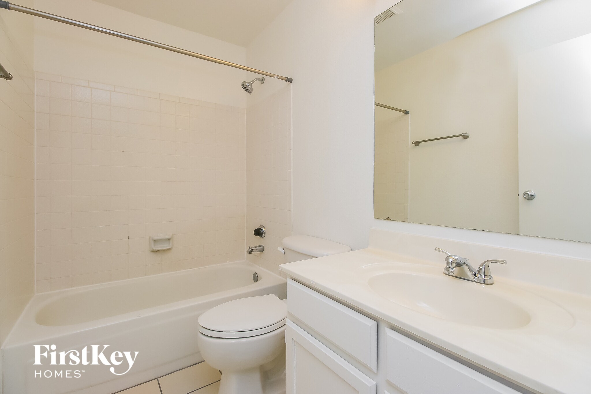 Building Photo - 3941 W Denver St