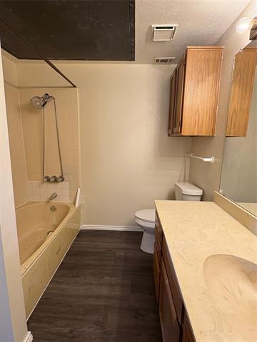 Building Photo - 611 Oriole Blvd