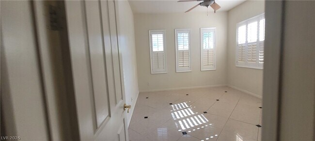 Building Photo - 7728 Villa De La Paz Ave