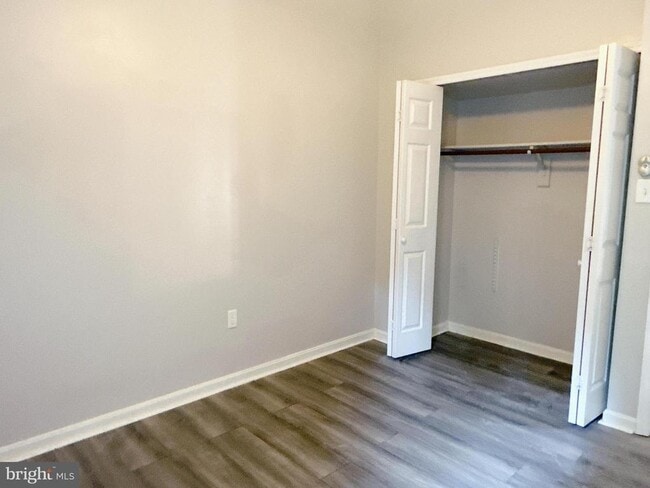 Building Photo - 15427 Beachwater Ct