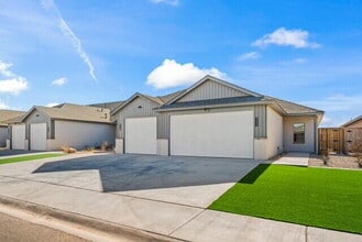 Building Photo - 1111 N 7th St