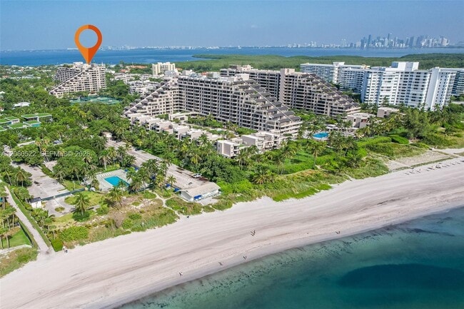 Building Photo - 151 Crandon Blvd