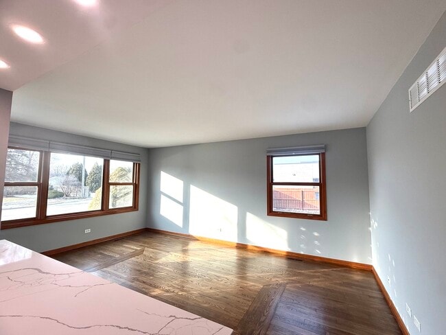 Building Photo - 267 N Idlewild Ave