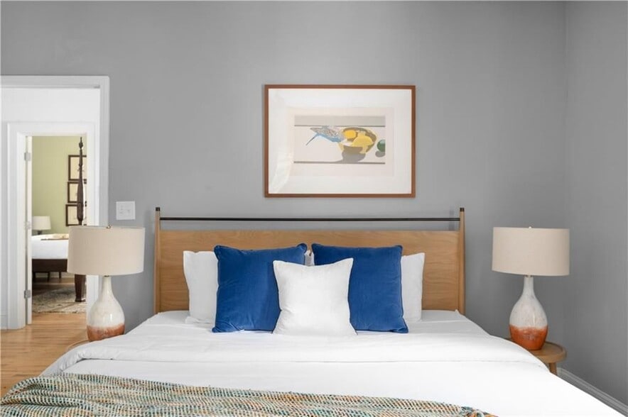 Building Photo - 217 Berean Ave SE