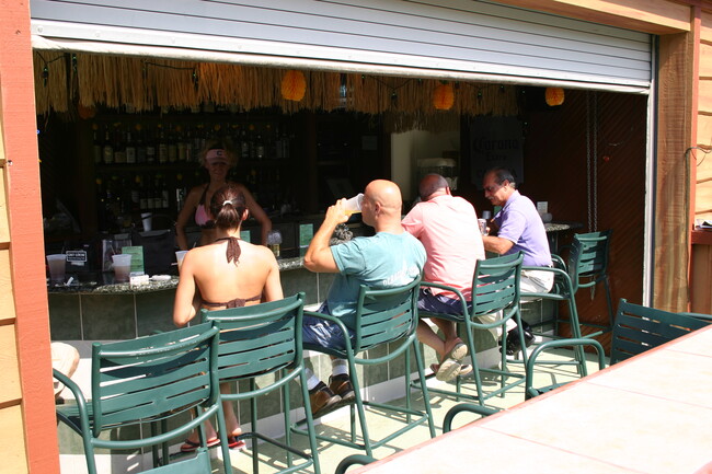 Outdoor recreation. The Bar. - 9608 S Bay Pointe Ct