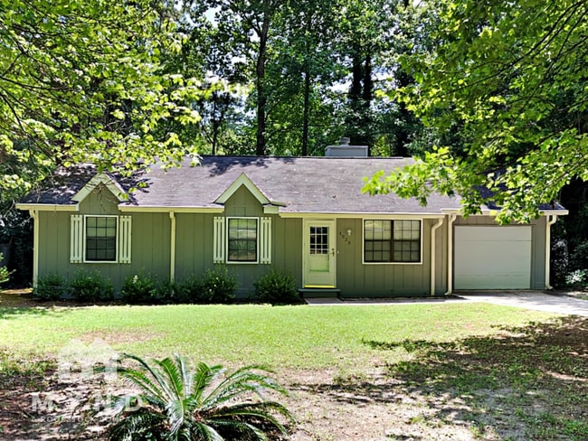 Building Photo - 4020 Hudson Dr