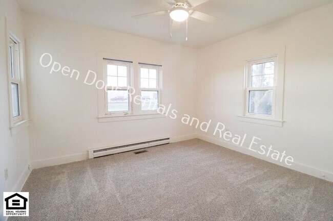 Building Photo - 9817 Stellhorn Rd