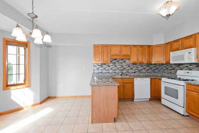 Building Photo - 14130 Sheffield Dr